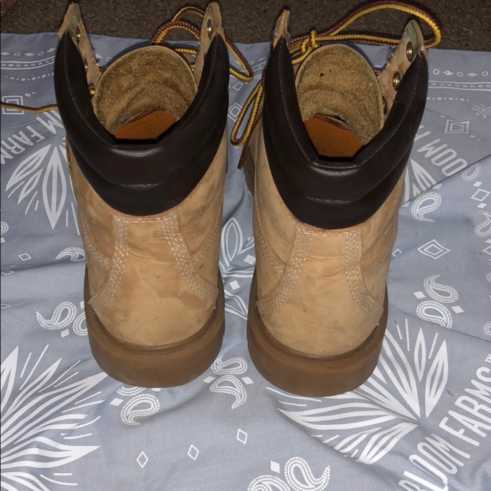 Timberlands - Picture 2 of 6